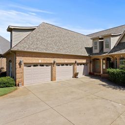 954 Tradition Lane