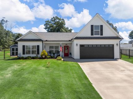 542 Life Lane