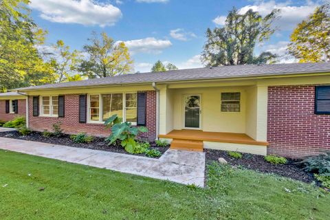 3823 Maid Marion Lane sold home in Huntington Wood, Spartanburg, SC