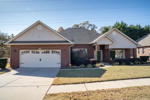 572 Ellsmere Way active home in Sweetwater Hills, Moore, SC