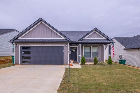 101 Sunrise Road