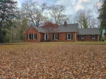 101 Beechtree Place pending home in Cherokee Estate, Union, SC