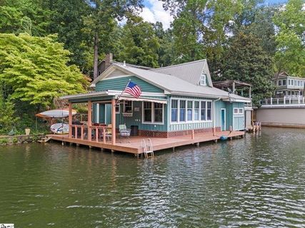 1200 E Lakeshore Drive