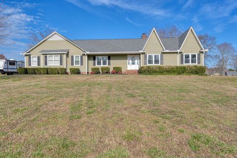 314 Sloping Meadow Drive sold home in Chestnut Lake, Inman, SC
