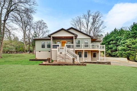 736 Three Wood Lane