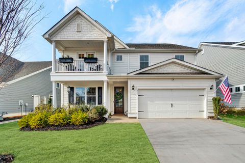 572 Backacre Court