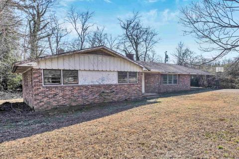 104 Galaxie Place sold home in Pierce Acres, Spartanburg, SC
