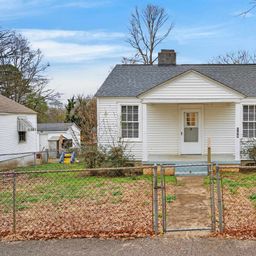 109 Camp Street