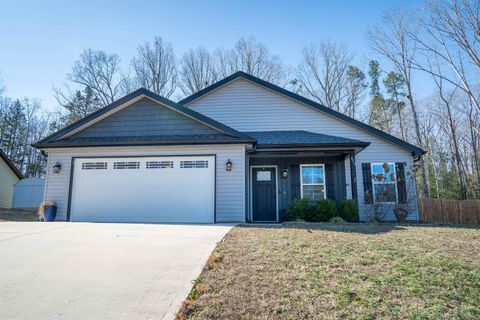 359 W River Grove Circle sold home in West River Grove, Roebuck, SC