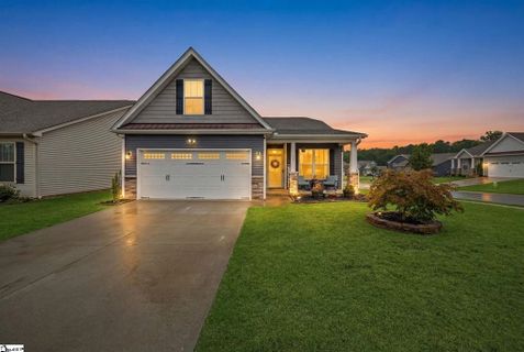 637 Ivywood Place sold home in Ivywood, Boiling Springs, SC