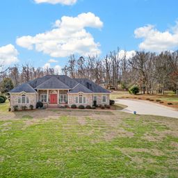 185 Earles Fort Road