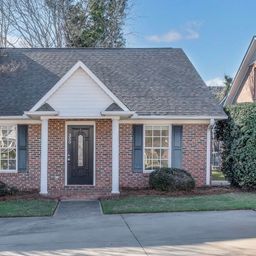 350 W Pointe Drive