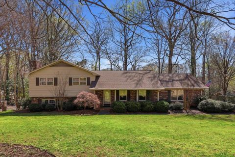 276 Lake Forest Drive sold home in Lakeforest Hills, Spartanburg, SC