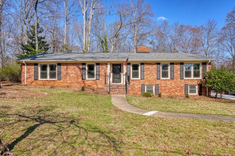 147 Hillbrook Drive active home in Hillbrook, Spartanburg, SC