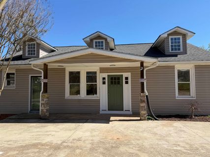 125 Case Avenue sold home in Saxon Village, Spartanburg, SC
