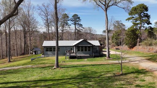 4107 Sandy Plains Road