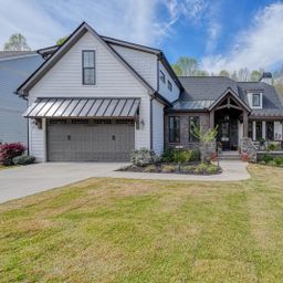 2036 Ivy Cottage Path
