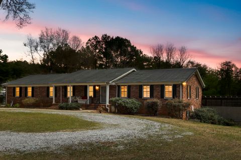 250 Thompson Road