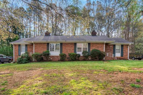 129 Clint Court