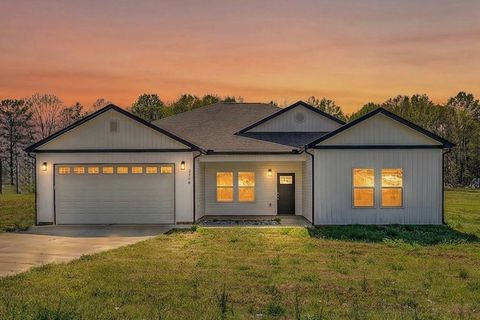 556 Sand Clay Road