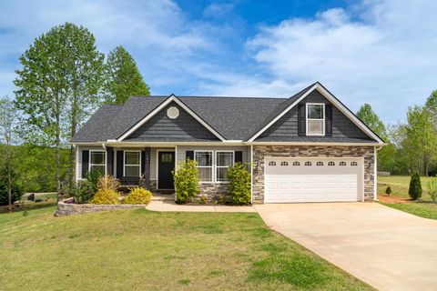 141 Middlebrooke Lane sold home in Blackberry Farms, Wellford, SC
