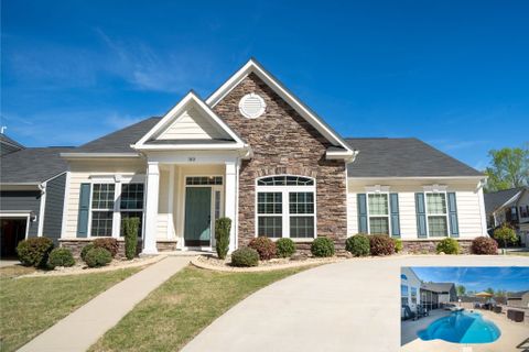 100 Fawn Hill Drive pending home in Briar Oak, Simpsonville, SC