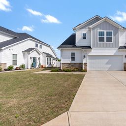 1615 Chelmsford Court