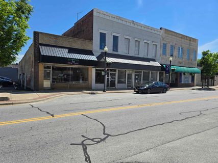 314,316,318 N Limestone Street