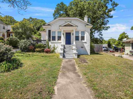 134 N High Point Road