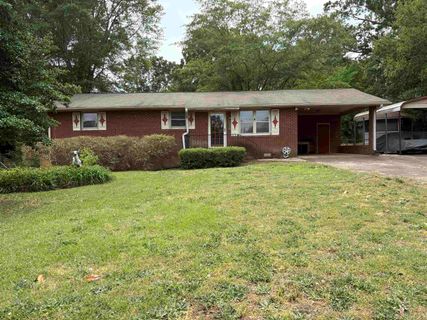 6151 Woodfield Circle