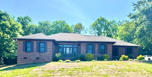 104 Sorrento Drive