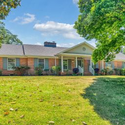 103 Pinetree Circle
