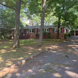 2221 Avondale Drive