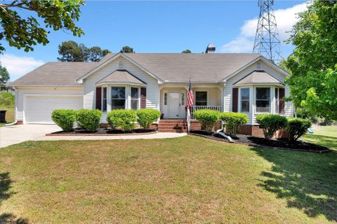 302 Foxfire Drive pending home in Foxwood, Simpsonville, SC