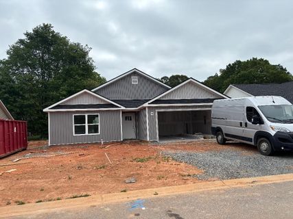109 Addison Creek Lane active home in Kyndra Hollow, Chesnee, SC