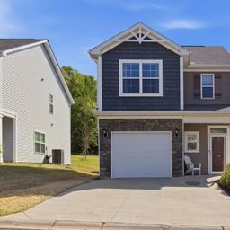 712 Hayden Lane