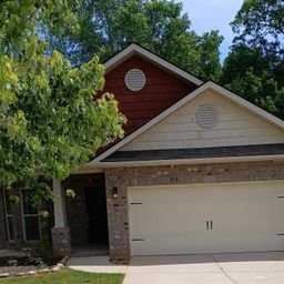 533 E Heatherstone Lane