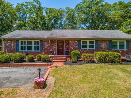 248 Greengate Lane active home in Fernwood, Spartanburg, SC