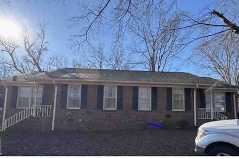 Homes in Laurelwood, Boiling Springs