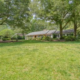 301 Dunbarton Court