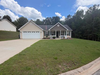 125 Care Lane pending home in Autumn Hills, Greer, SC