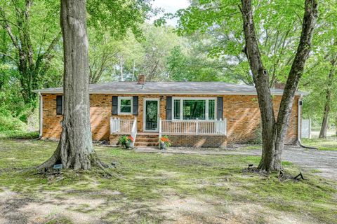 110 Chapman Circle