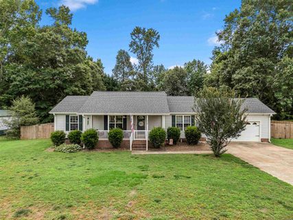 324 Corey Drive active home in Fawn Meadows, Inman, SC