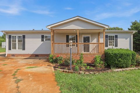 221 Kylene Court sold home in Falcon Ridge, Boiling Springs, SC
