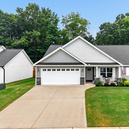 103 W Caylee Way