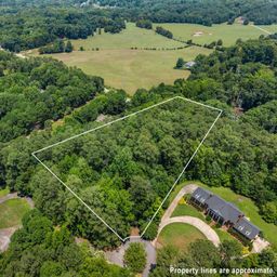 190 Longleaf Dr