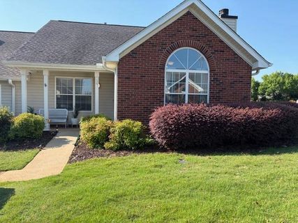 14 Bailess Court active home in Riverside Townes, Greer, SC