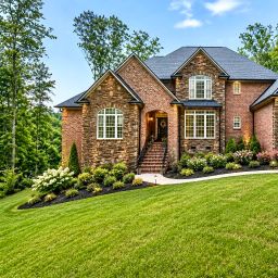 413 Glocher Court