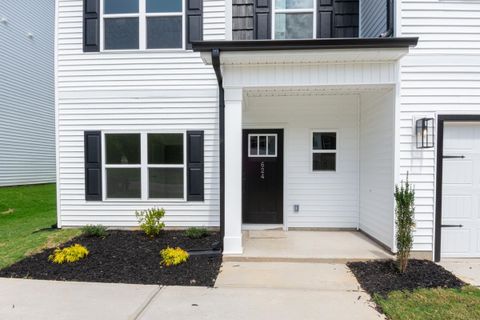 636 Farcroft Trail