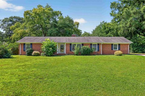 112 Thunderbird Place active home in Pierce Acres, Spartanburg, SC